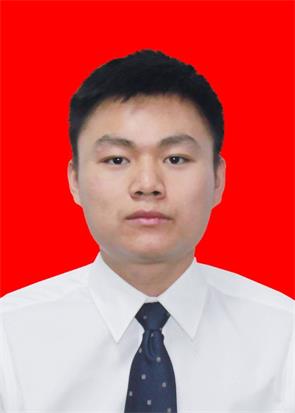 梁鹏.jpg