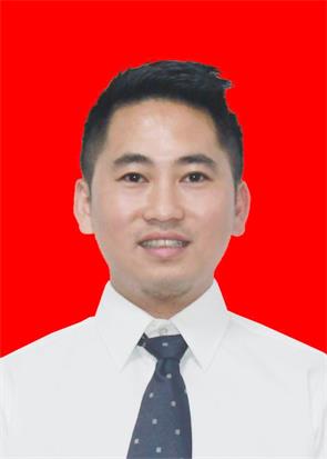许洲.jpg
